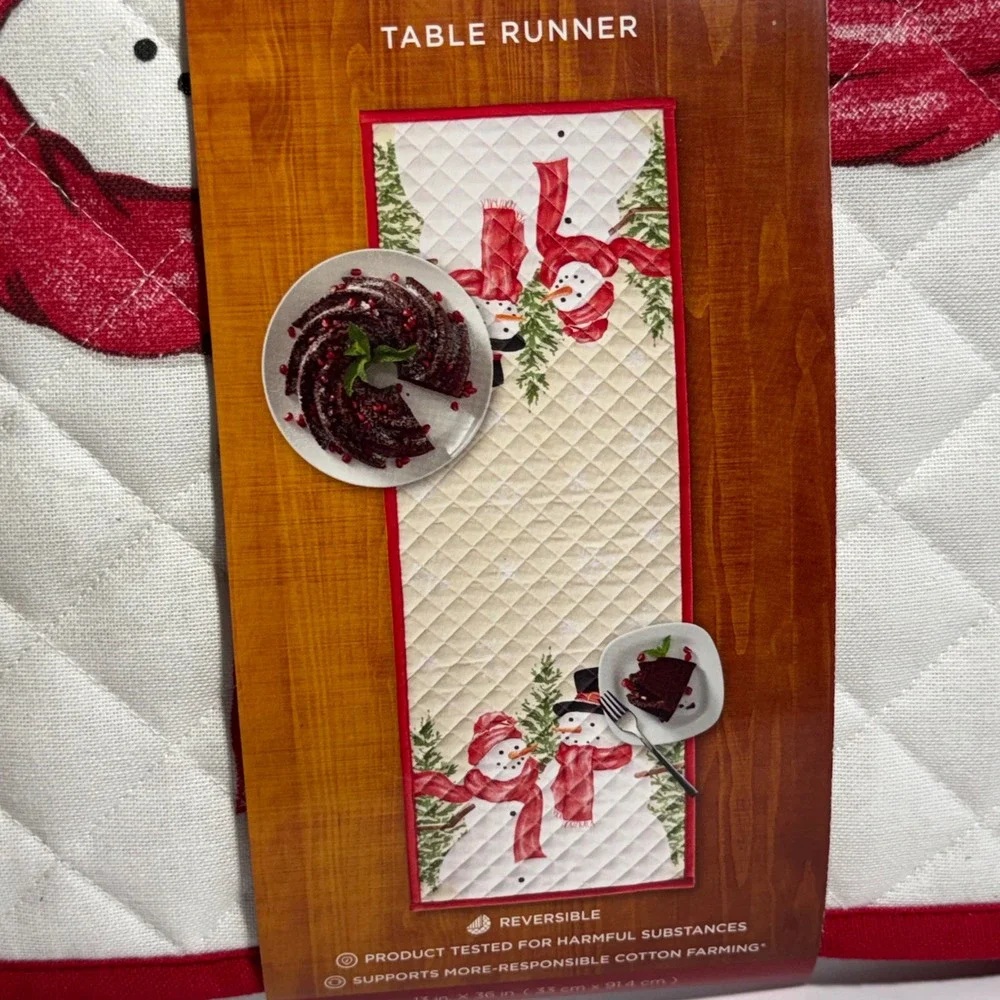St Nicholas Square Yuletide Quilted Table Runner Snowman Reversible 13x36 Red